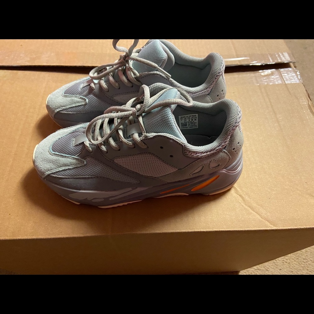 Yeezy 700 inertia